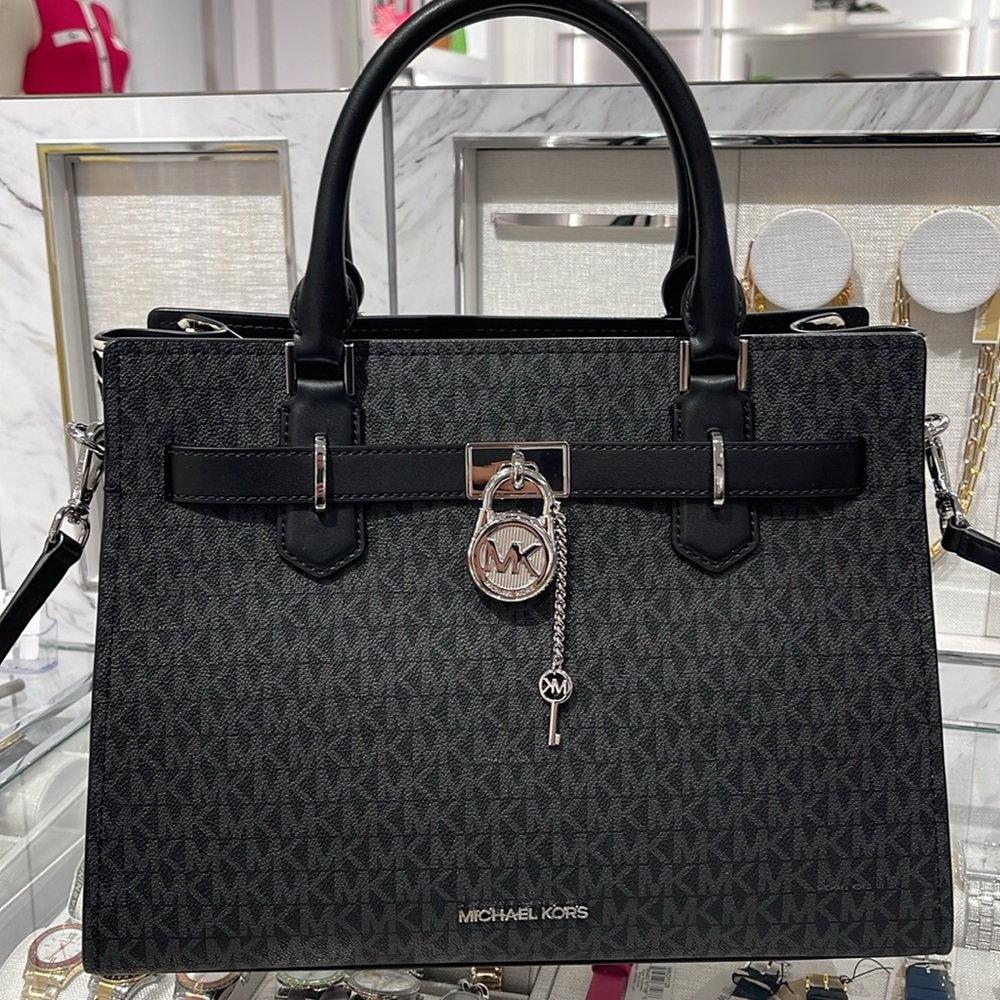 Michael Kors Hamilton Medium Signature Logo Satchel
Black 
NWT - Picture 15 of 16